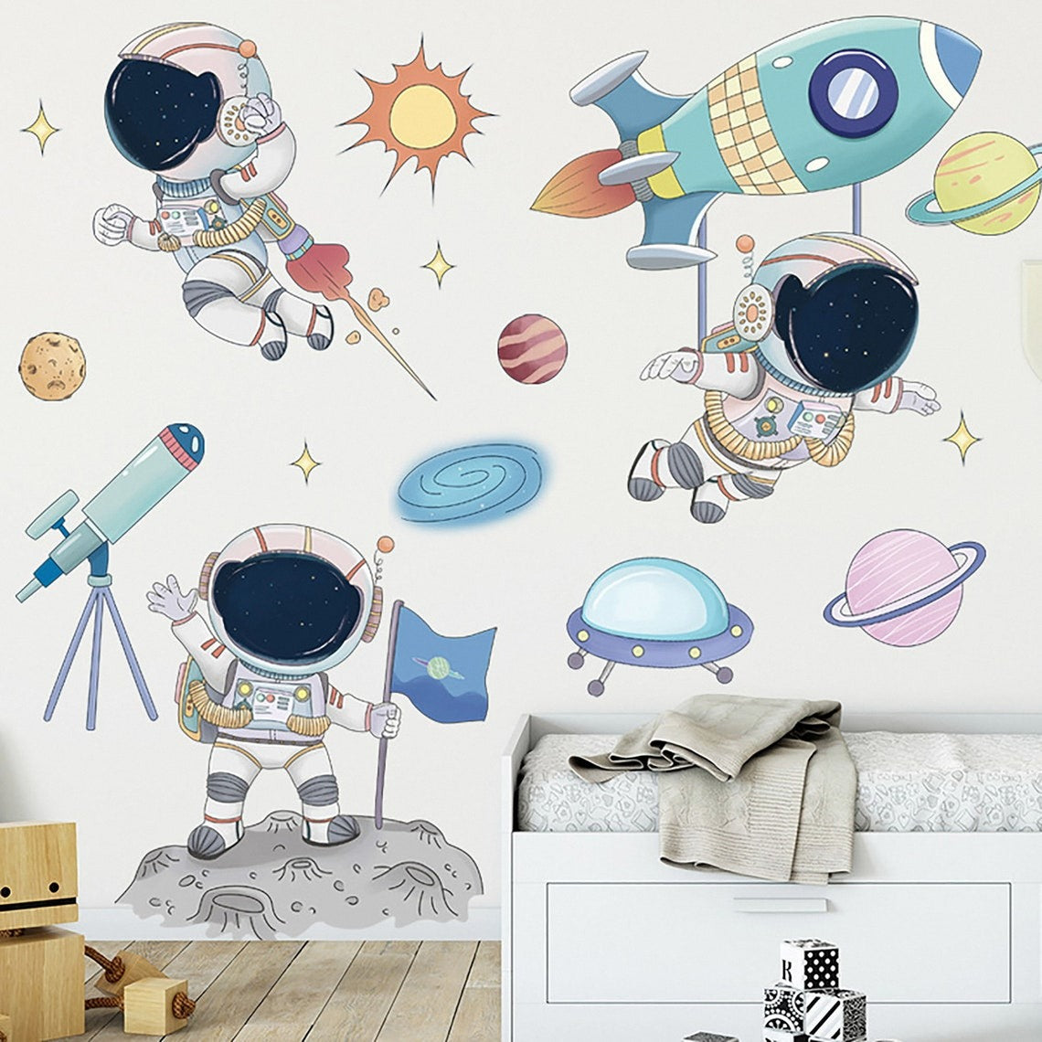 Wall decals Children's space astronauts 10 (0050)